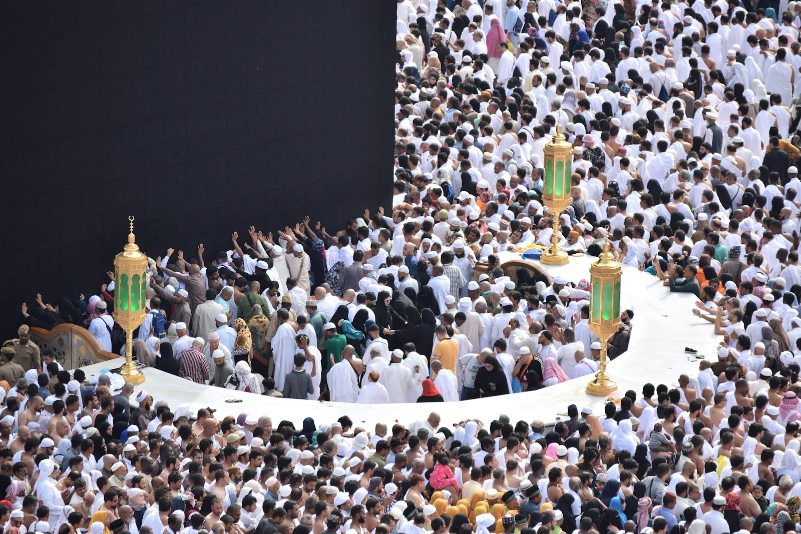 14 يومًا · 13 ليلة